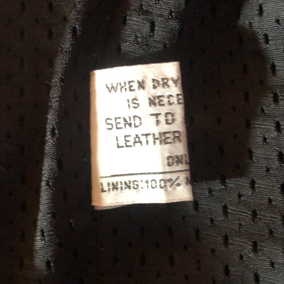 Harley Davidson Willie G edition leather jacket. Like new! So Nice! - Picture 6 of 17